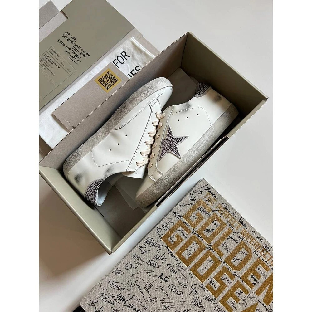 Golden Goose Aht